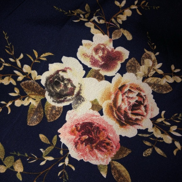 NWT OFF THE SHOULDER FLORAL DRESS - Picture 6 of 7